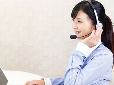 <電話案内業務・サービス提供交渉スタッフ(パート)> 柔軟なシフトでママに優しい職場！土日祝休み！ ●週2日〜・1日3時間〜OK